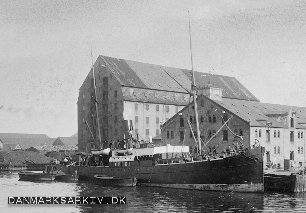 DFDS dampskib Ceres i Københavns Havn - ca. 1900