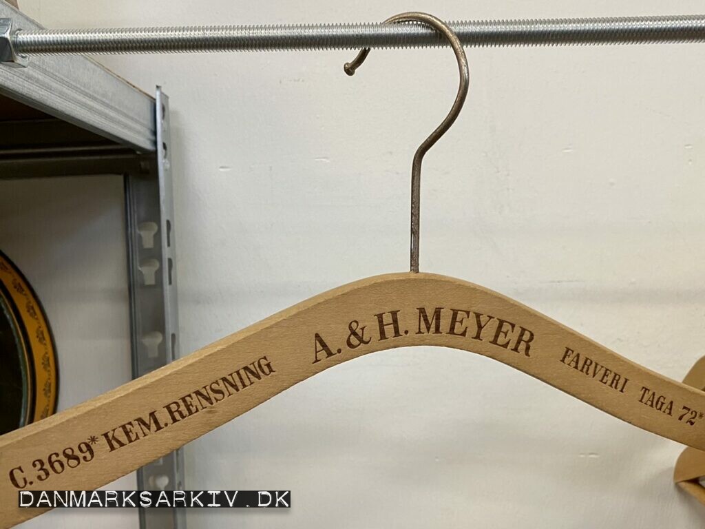 A. & H. Meyer - Kemisk rensning og farveri - København