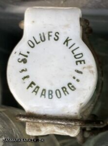 St. Olufs Kilde - Faaborg - Mineralvandsflaske