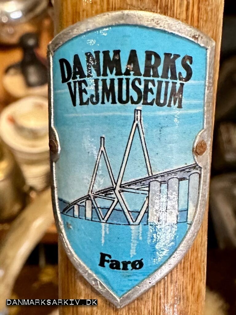 Danmarks Vejmuseum - Farø broen - Stokkemærke