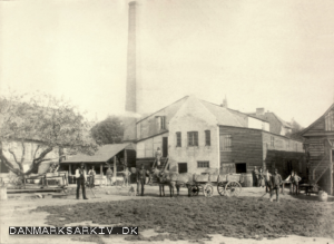 Dahlmanns Limfabrik, garveri og rammefabrik, ca 1875