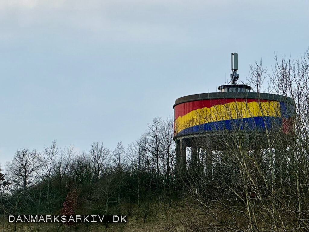 Vandtårnet ved Pedersborg, er et iøjnefaldende pejlemærke ved motorvejsafkørslen til Sorø